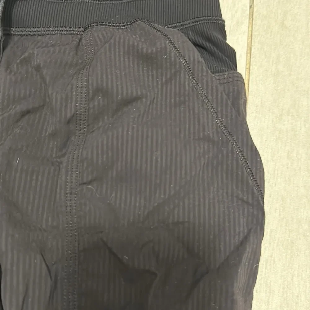 Lululemon black joggers new 4